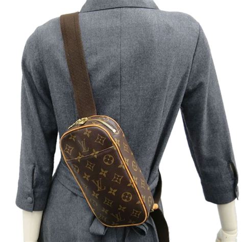 louis vuitton monogram canvas pochette gange|LOUIS VUITTON Monogram Pochette Gange .